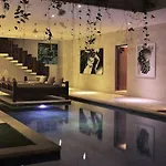 Nyaman Villas