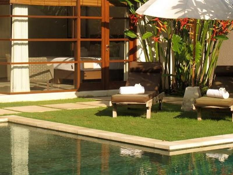 Nyaman Hotel